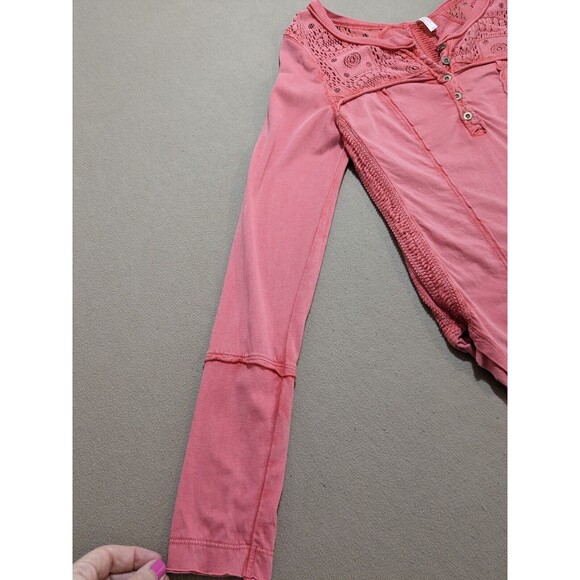 Free People Women Dark Pink Boho Crochet Detailing Long Sleeve Henley Top Size S - Picture 6 of 11